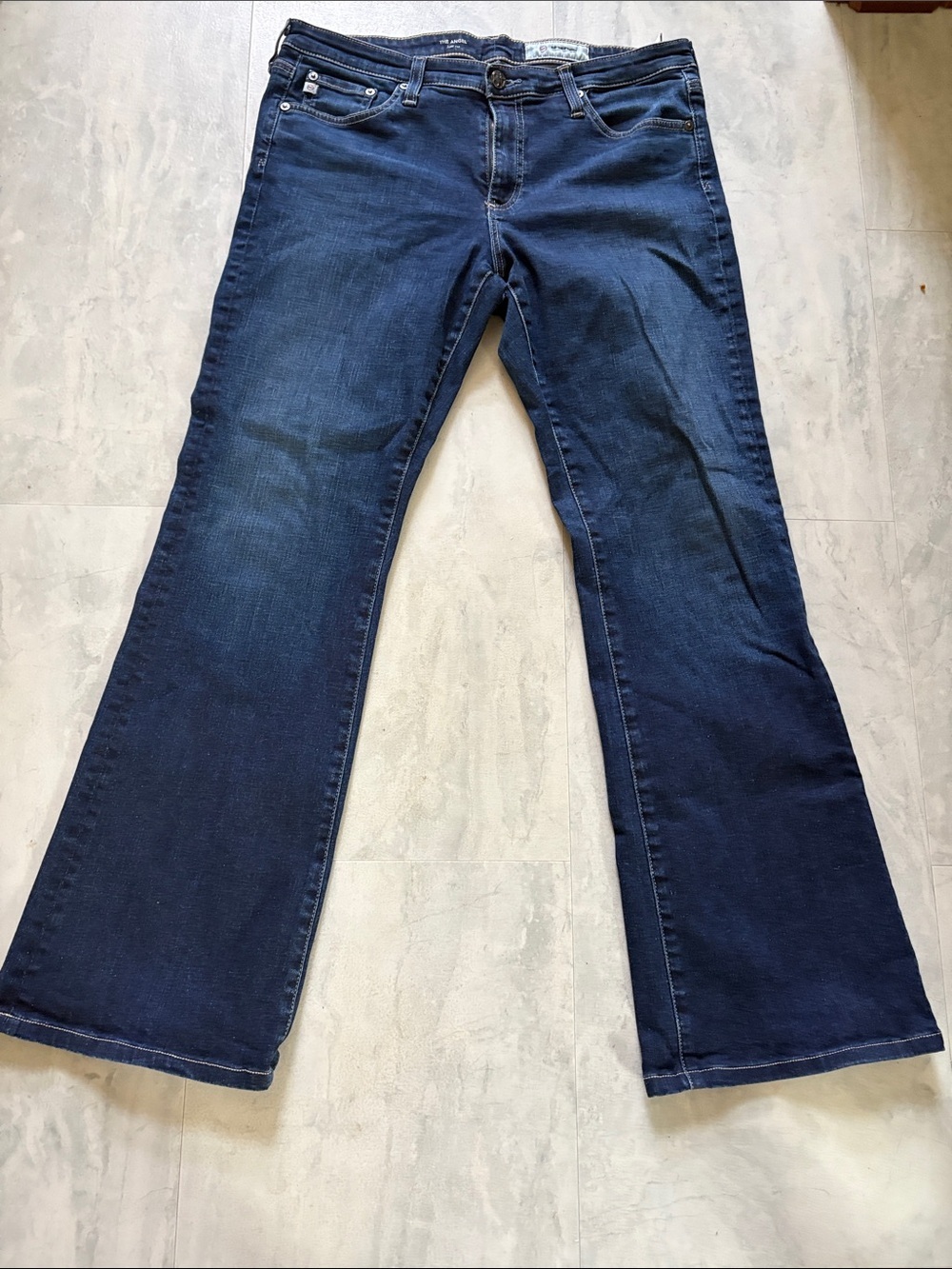 AG- ED The Angel Women's Darkwash Blue Bootcut Jeans
Size 31 R